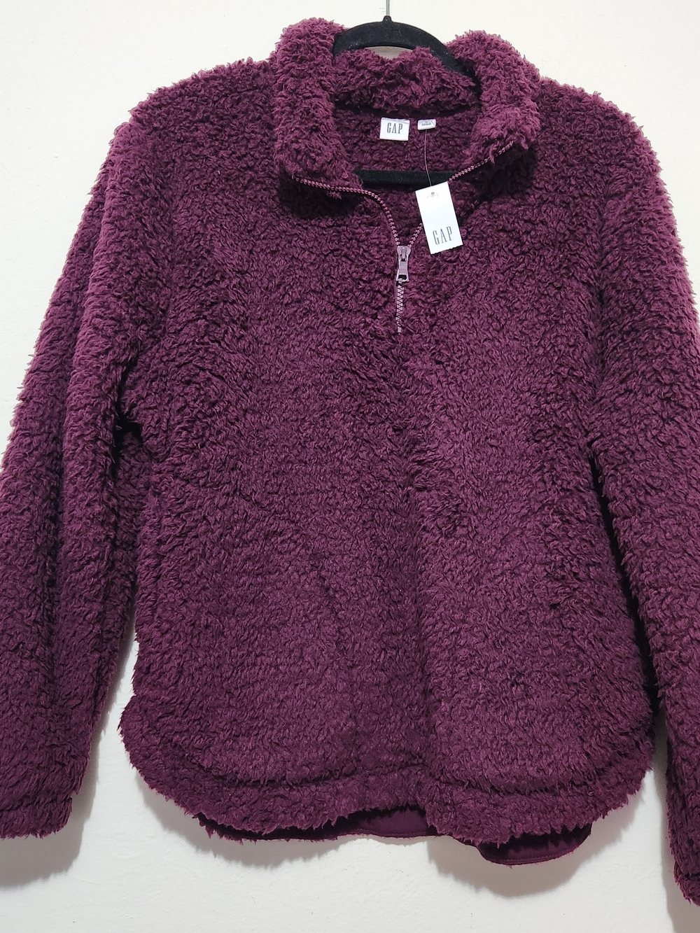Gap Women's Cozy 1/4 Zipper Sherpa Sweater Size Medium, Color: Secret Plum, C02